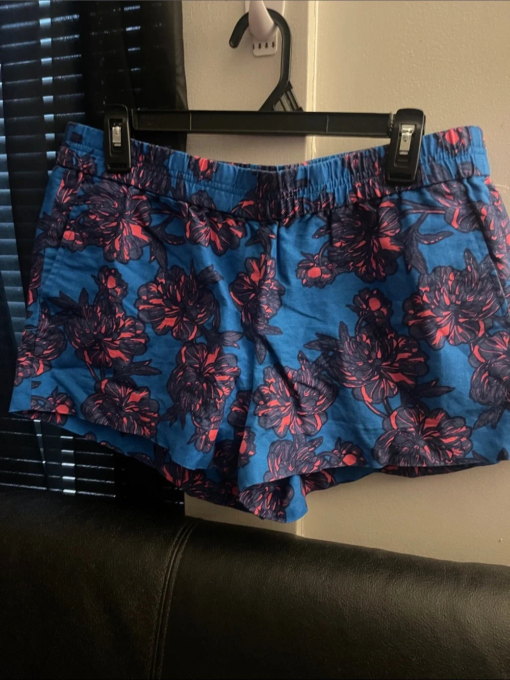 J Crew Women’s Elastic-Waist Linen Blend Shorts in Blue & Pink Size 10 NWOT